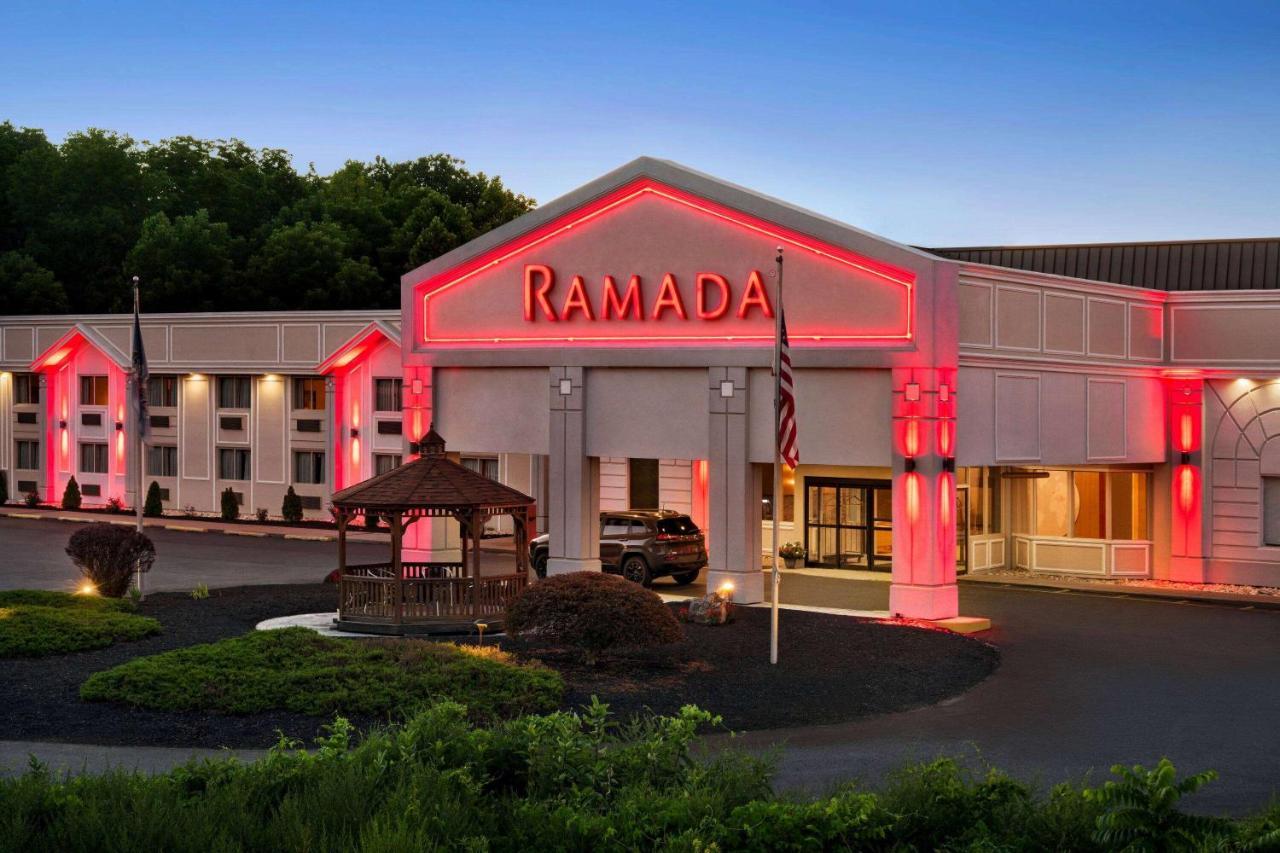 Ramada By Wyndham Allentown Bethlehem Экстерьер фото