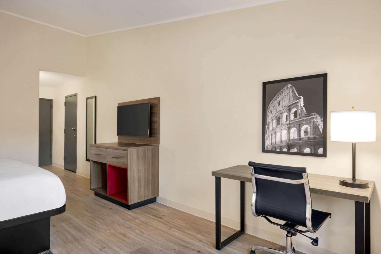 Ramada By Wyndham Allentown Bethlehem Экстерьер фото