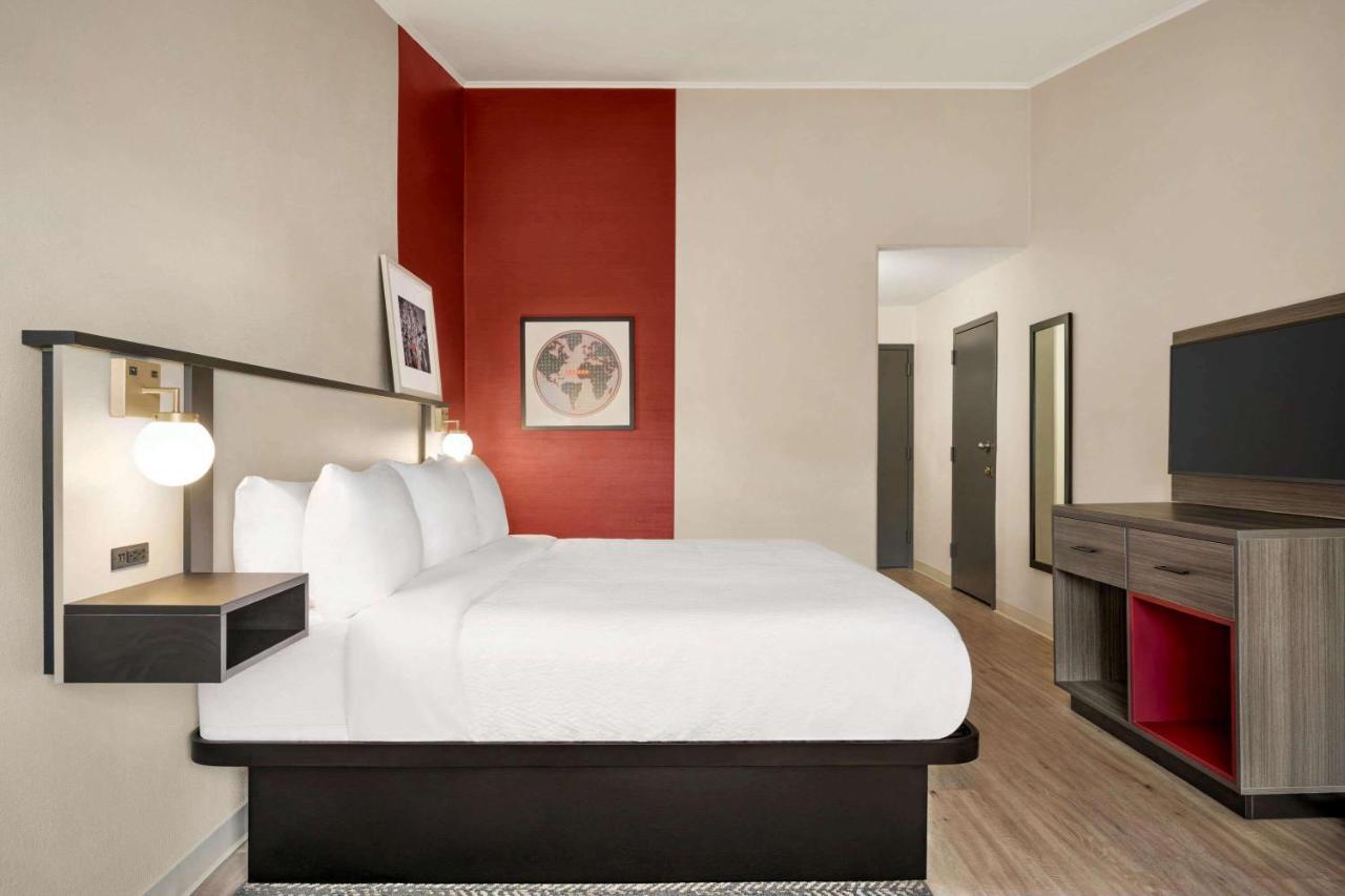 Ramada By Wyndham Allentown Bethlehem Экстерьер фото